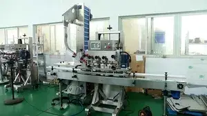Automatische Spindelverschließmaschine für Waschmittelflaschen