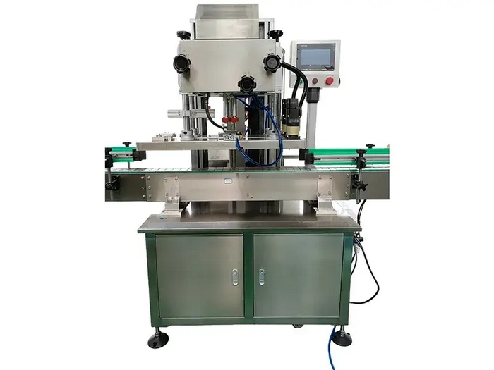 Automatische 4-Rad-Verschließmaschine