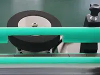 Automatische Orientierungs-Etikettiermaschine